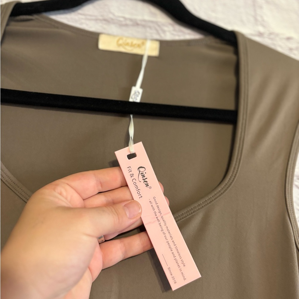 Qinsen Taupe Jumpsuit - Picture 8 of 8